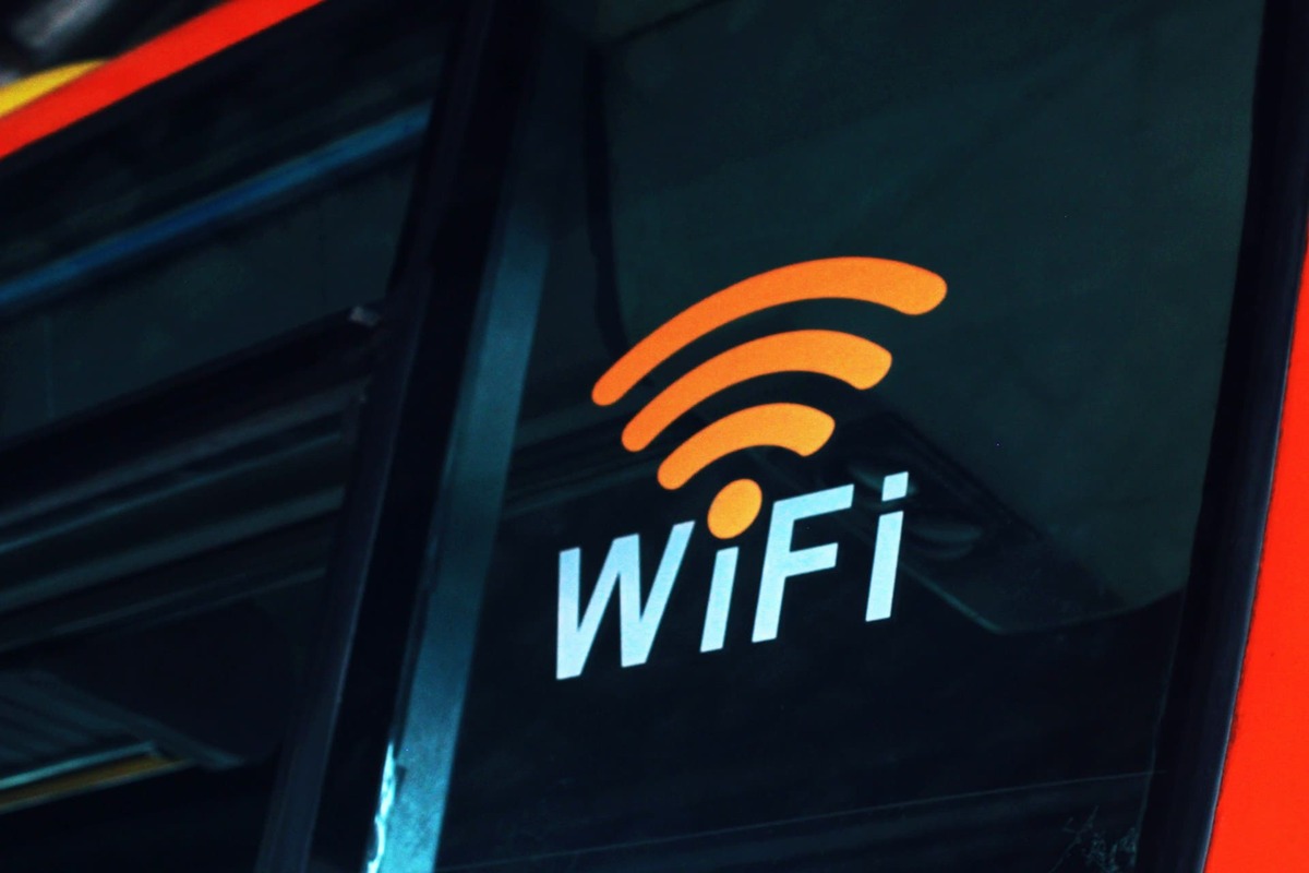 How to find a free wi-fi channel